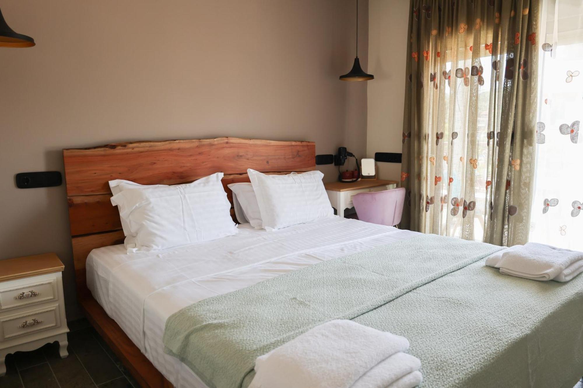 Kt Villa Трулос Екстериор снимка